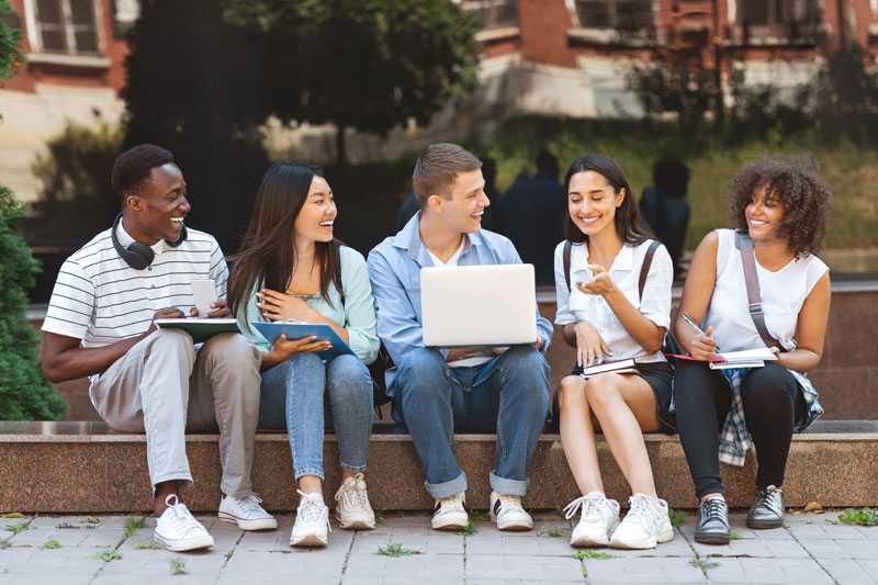 A group students talking. 