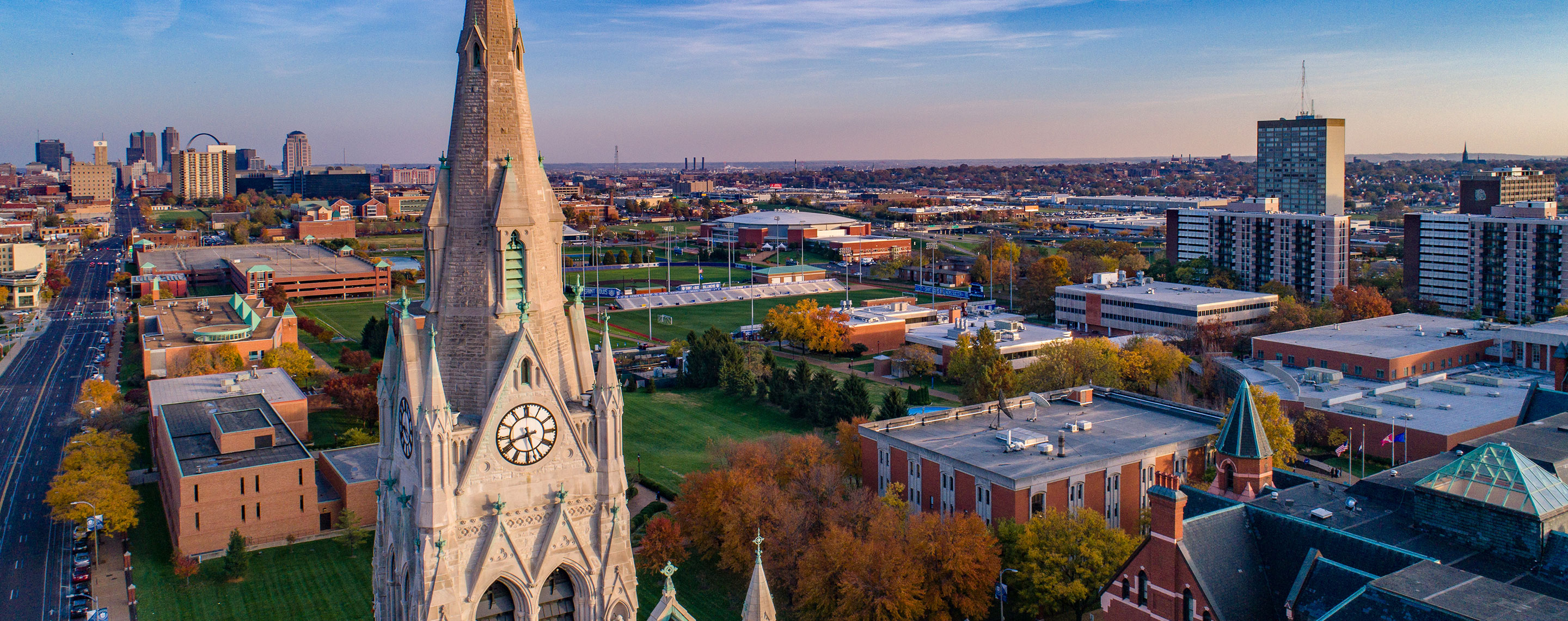 Saint Louis University's St. Louis Campus : SLU